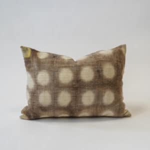 shibori bayeta cushion